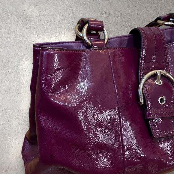 Vintage Coach Deep Purple Patent Leather Caryall Shoulder Bag - Picture 4 of 6